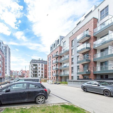 Megi & Greg Apartments กดัญสก์ ภายนอก รูปภาพ